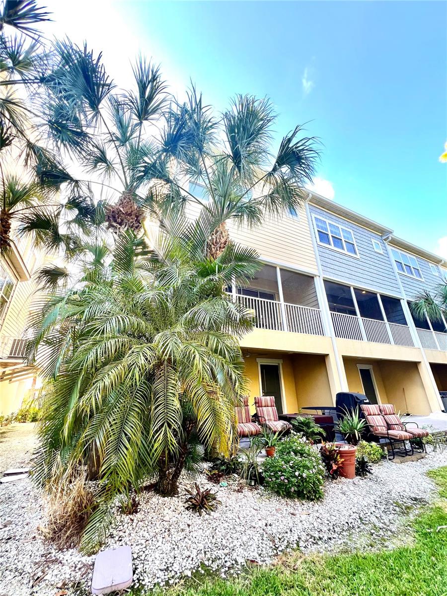 6012 ANCHORAGE WAY S