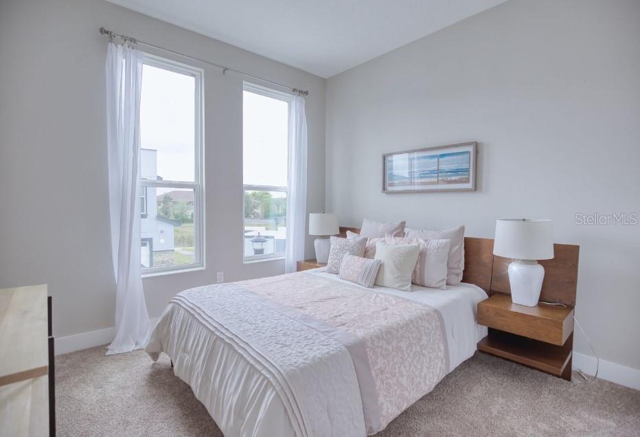 SOHO AT LAKESIDE TOWN HOMES - Residential Lease