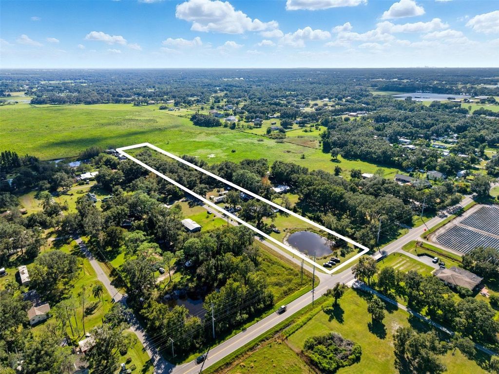 Photo of 4814 Knights Loop, Plant City, FL 33565 (MLS # TB8438506)