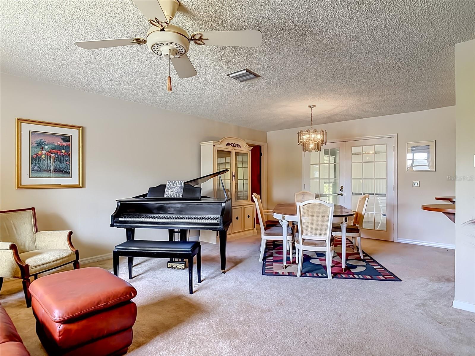 5429 - DELTONA LAKES UNIT 20 - Residential