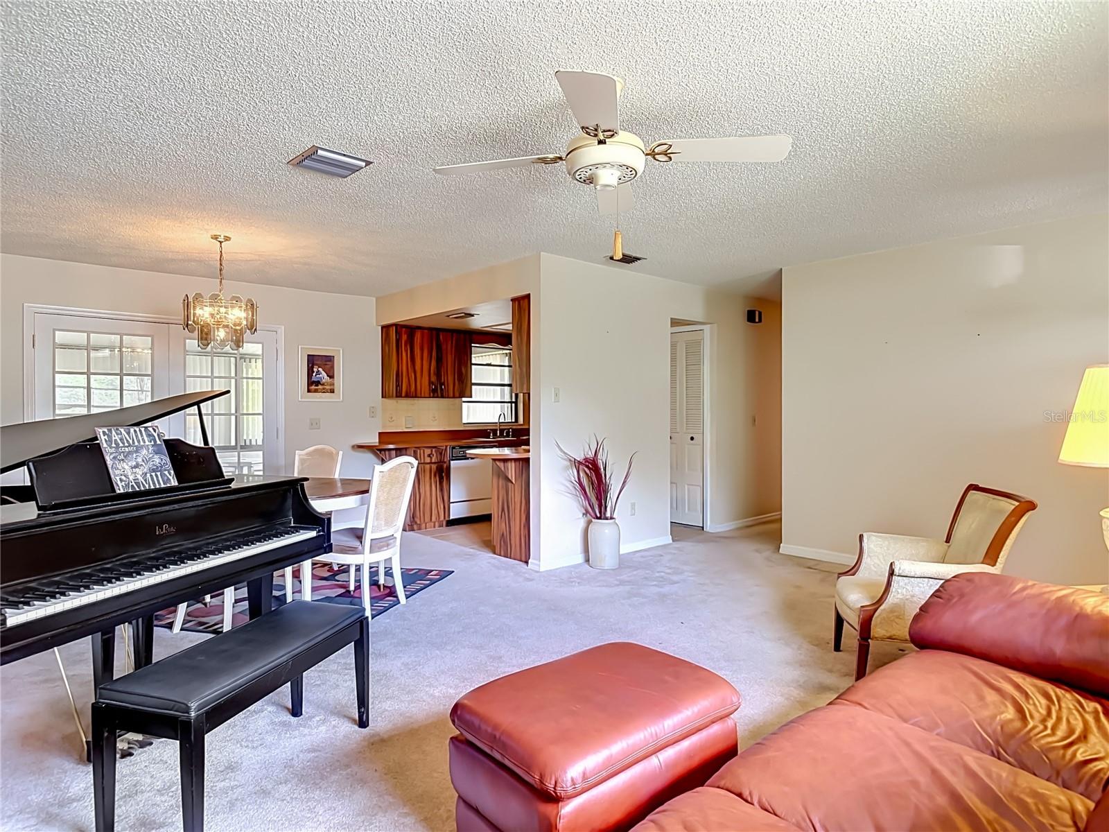 5429 - DELTONA LAKES UNIT 20 - Residential