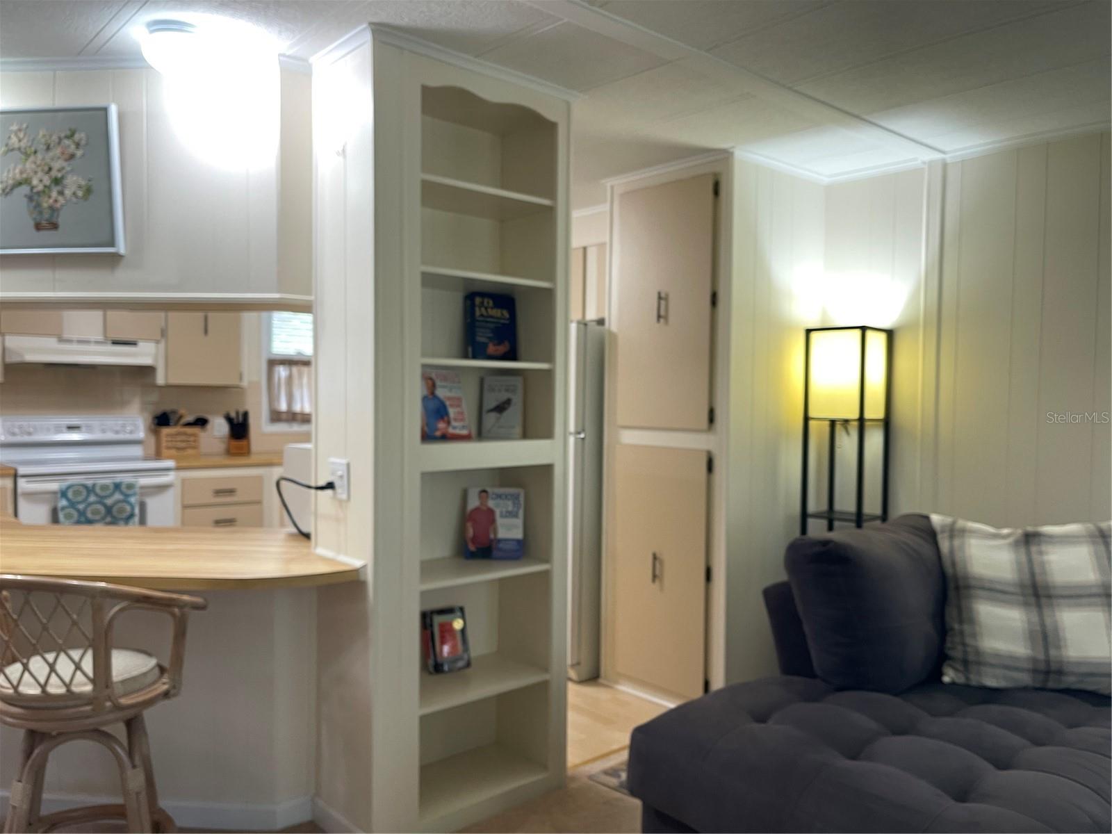CONTINENTAL COUNTRY CLUB - Residential
