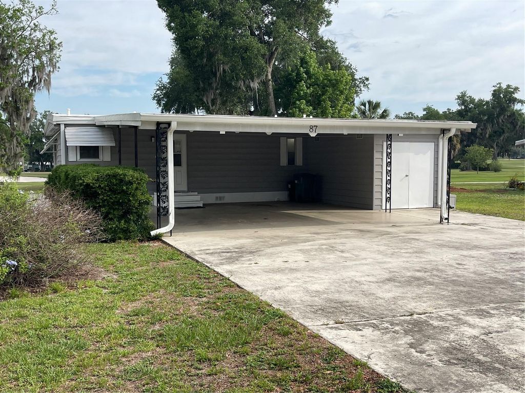 Photo of 87 N Bobwhite Road, Wildwood, FL 34785 (MLS # G5112210)