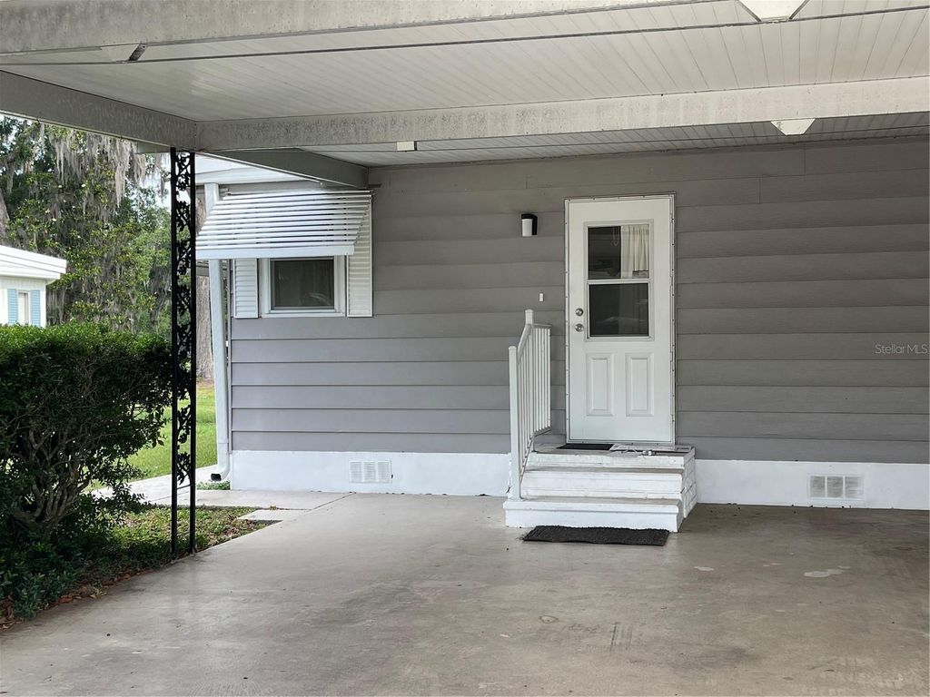 Photo of 87 N Bobwhite Road, Wildwood, FL 34785 (MLS # G5112210)