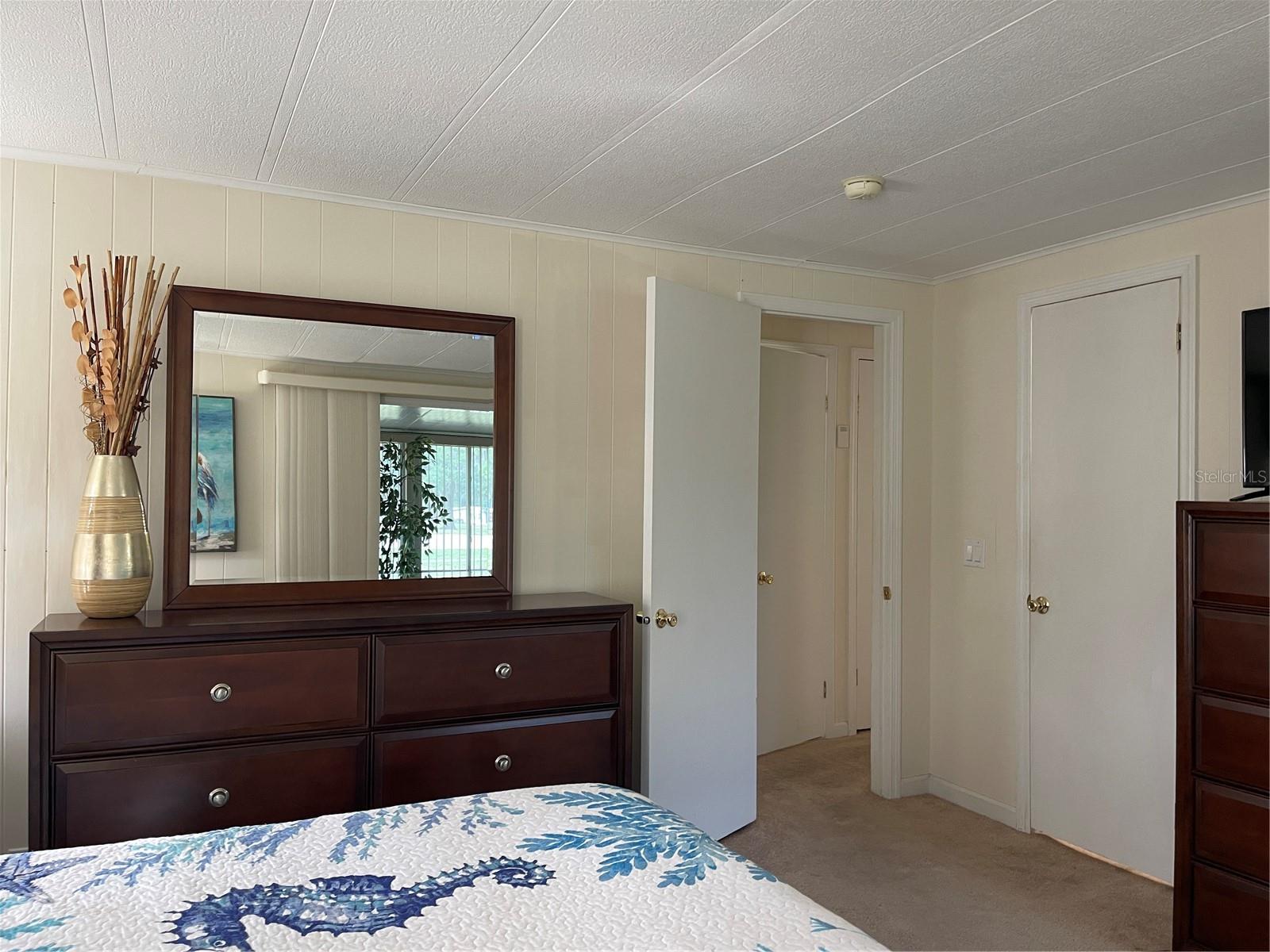 CONTINENTAL COUNTRY CLUB - Residential