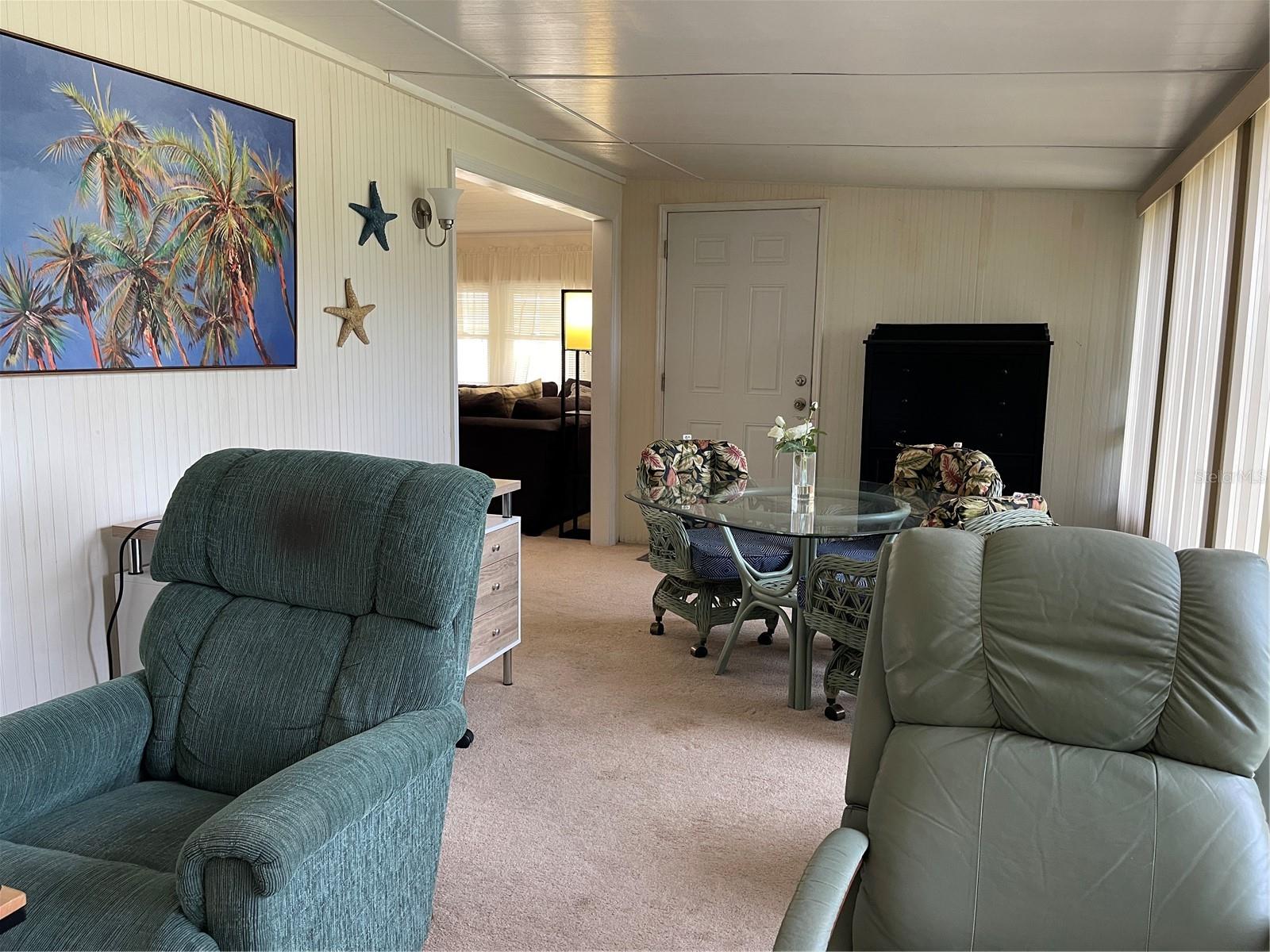 CONTINENTAL COUNTRY CLUB - Residential
