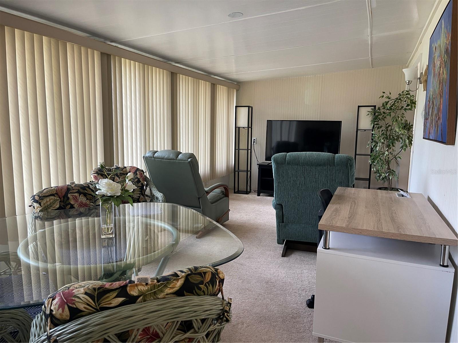 CONTINENTAL COUNTRY CLUB - Residential