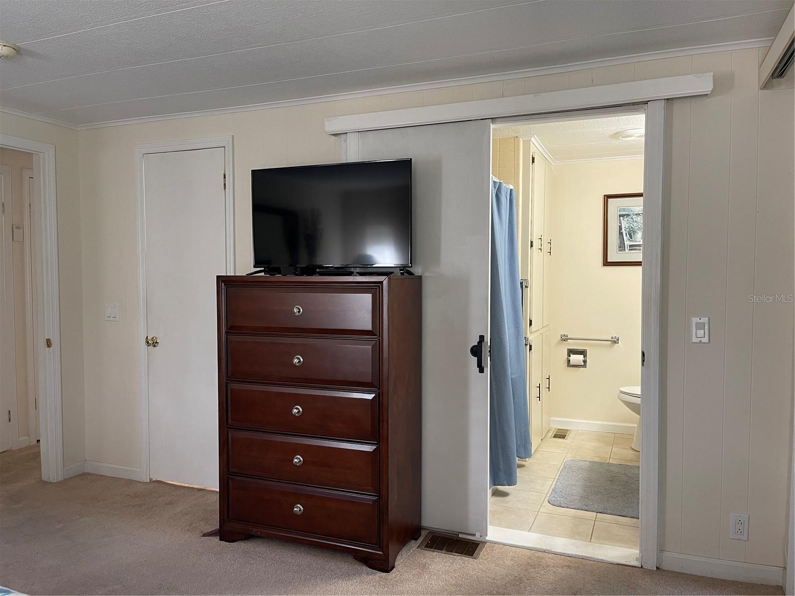 CONTINENTAL COUNTRY CLUB - Residential