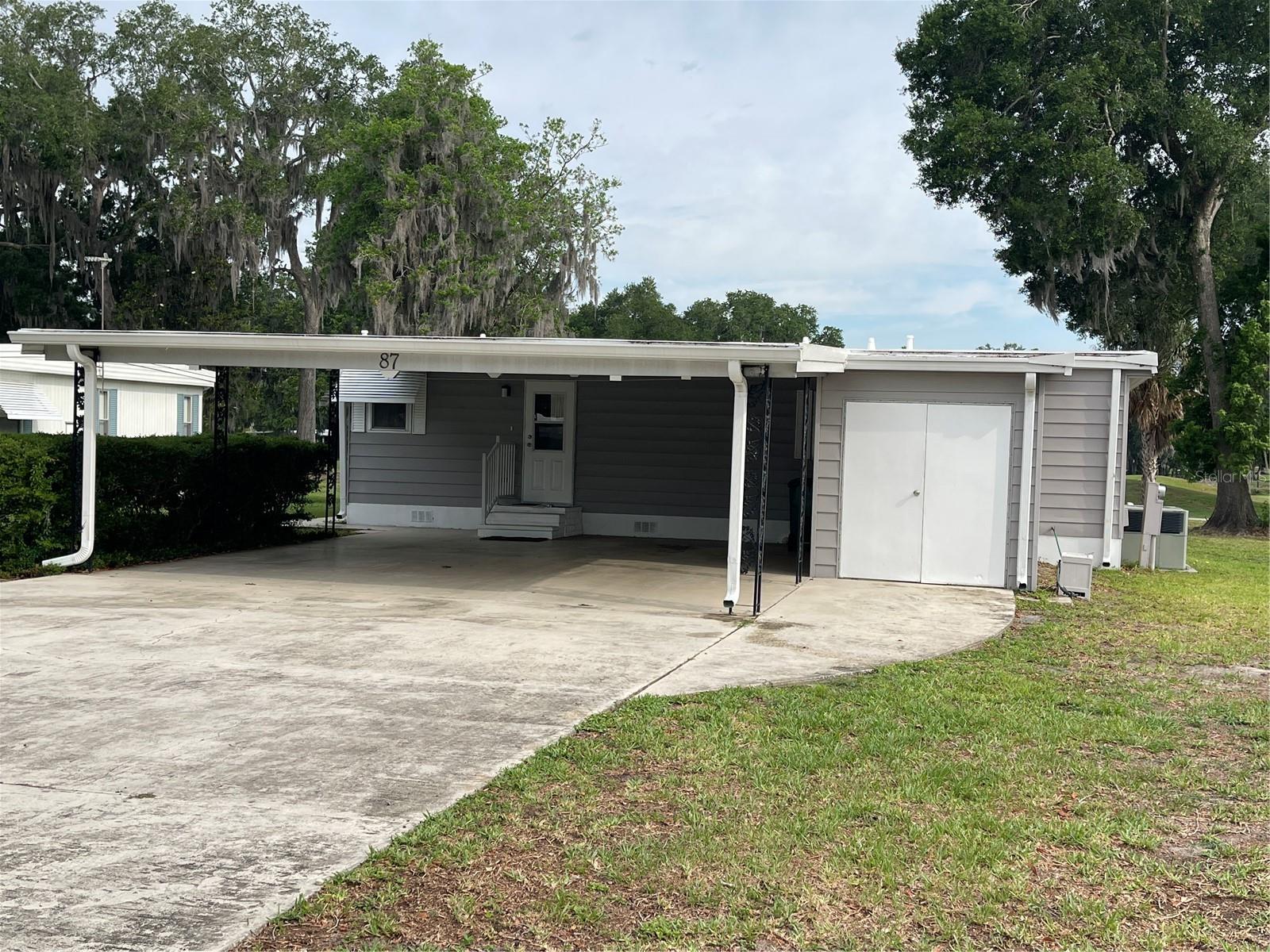 CONTINENTAL COUNTRY CLUB - Residential