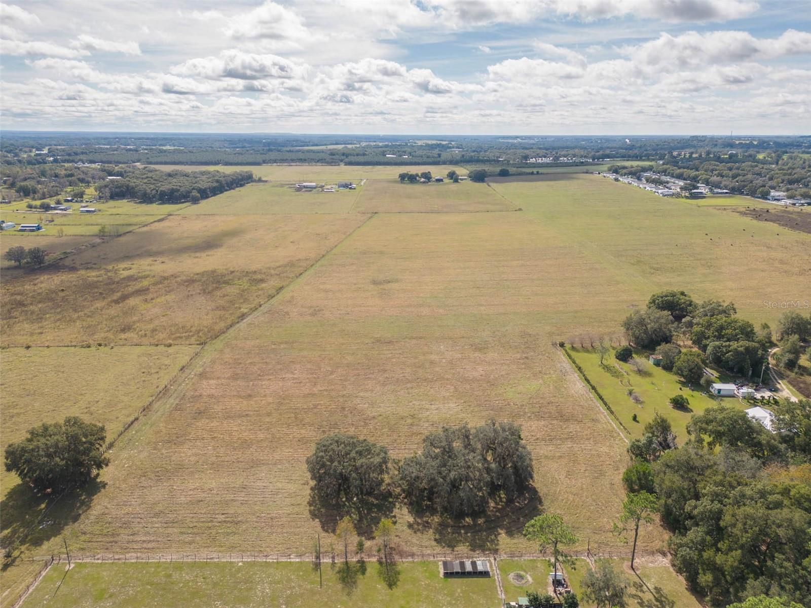 METES AND BOUNDS - Land