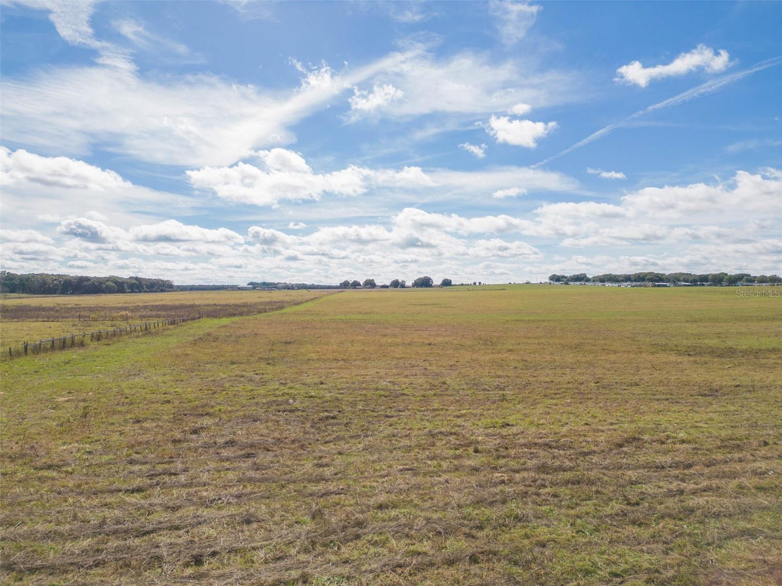 METES AND BOUNDS - Land