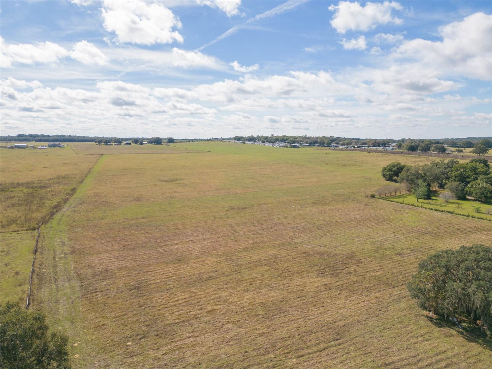 METES AND BOUNDS - Land