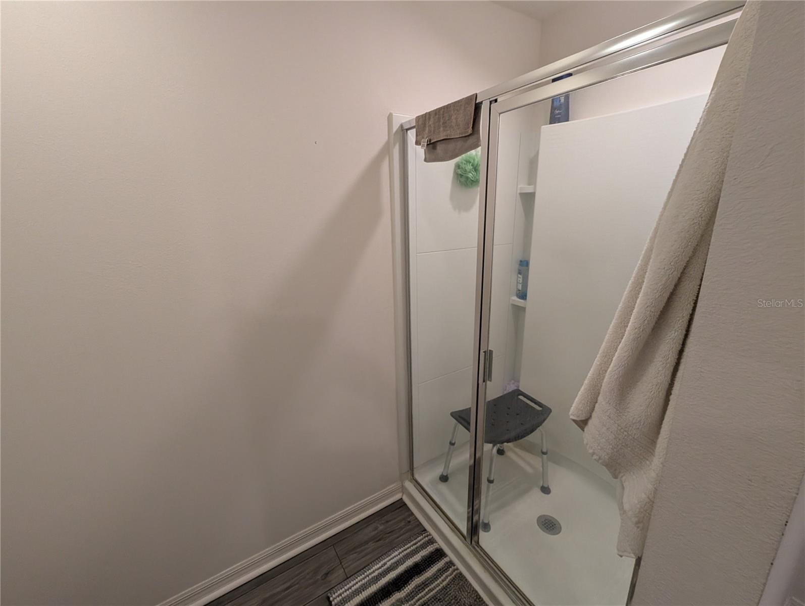 HAMLETS/TAVARES - Residential