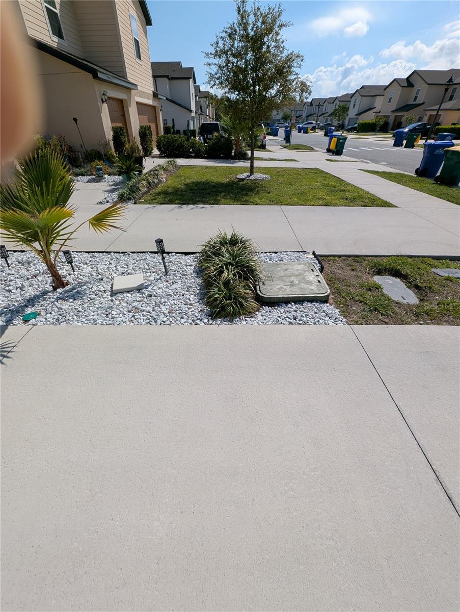 HAMLETS/TAVARES - Residential