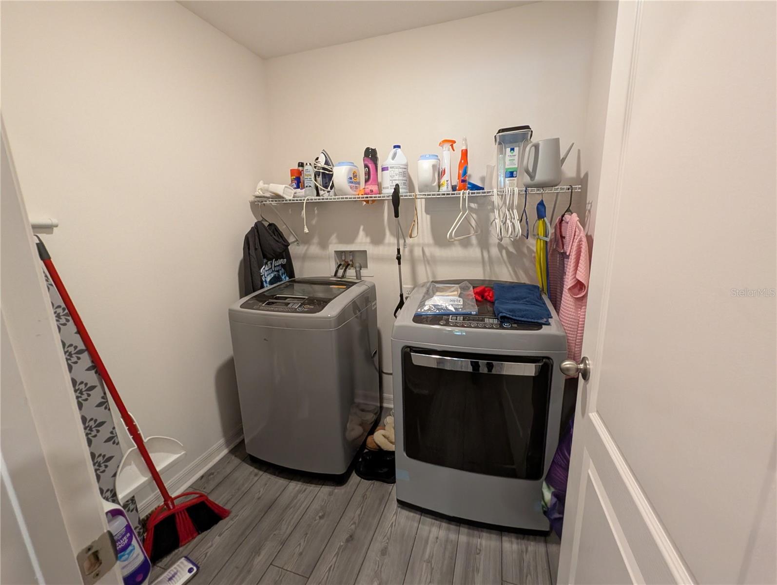 HAMLETS/TAVARES - Residential