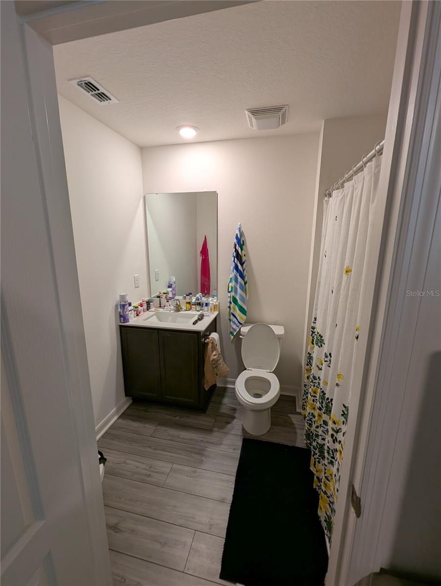 HAMLETS/TAVARES - Residential