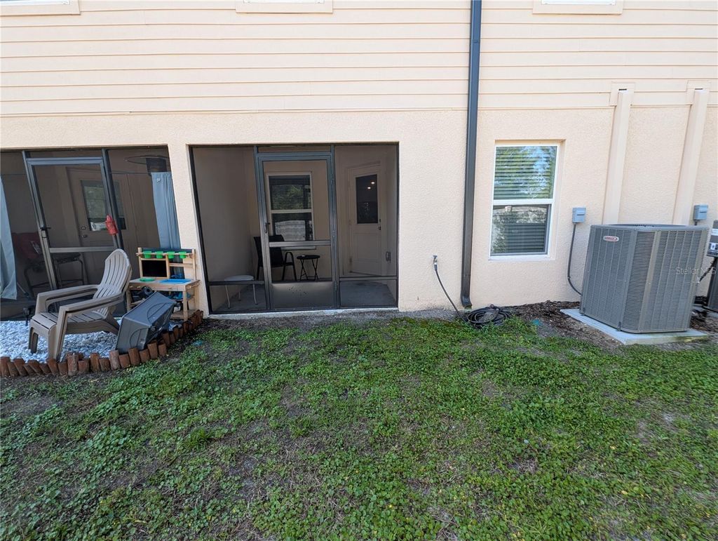 Photo of 1556 Wynford Circle, Tavares, FL 32778 (MLS # A4689190)