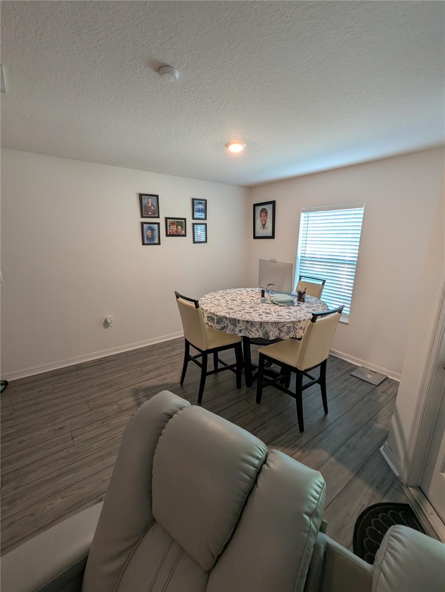 HAMLETS/TAVARES - Residential