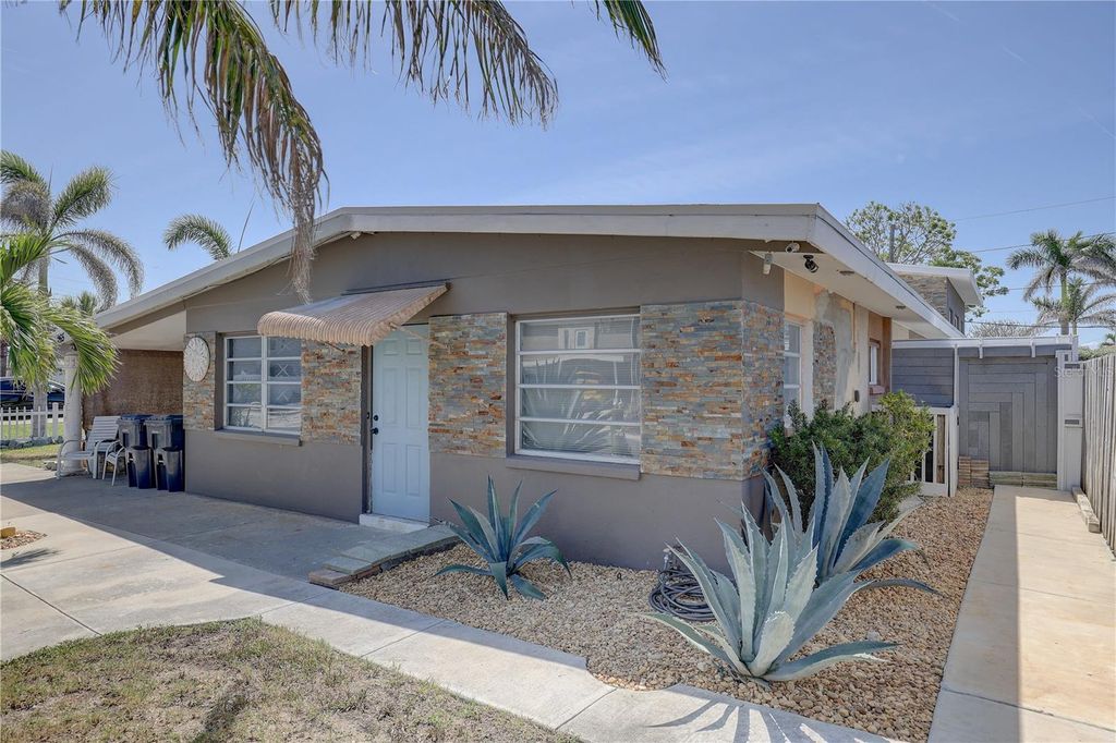 Photo of 265 115th Avenue, Treasure Island, FL 33706 (MLS # TB8386220)