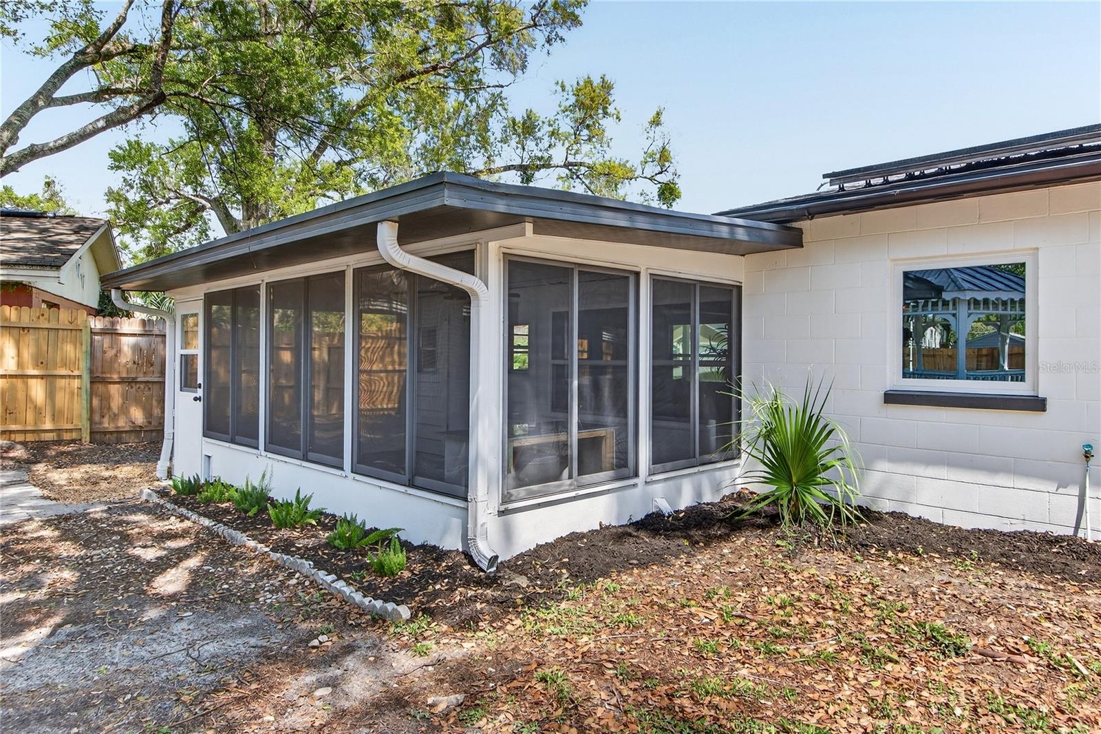 WOODRUFFS SUB FRANK L - Residential