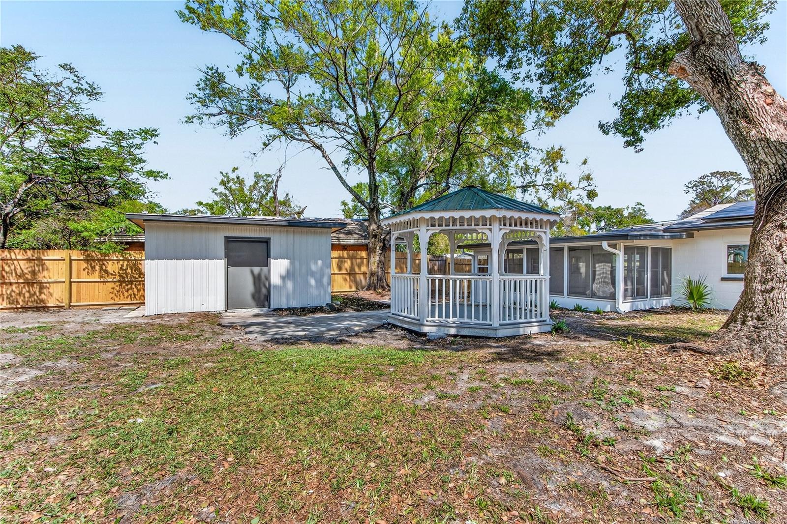 WOODRUFFS SUB FRANK L - Residential