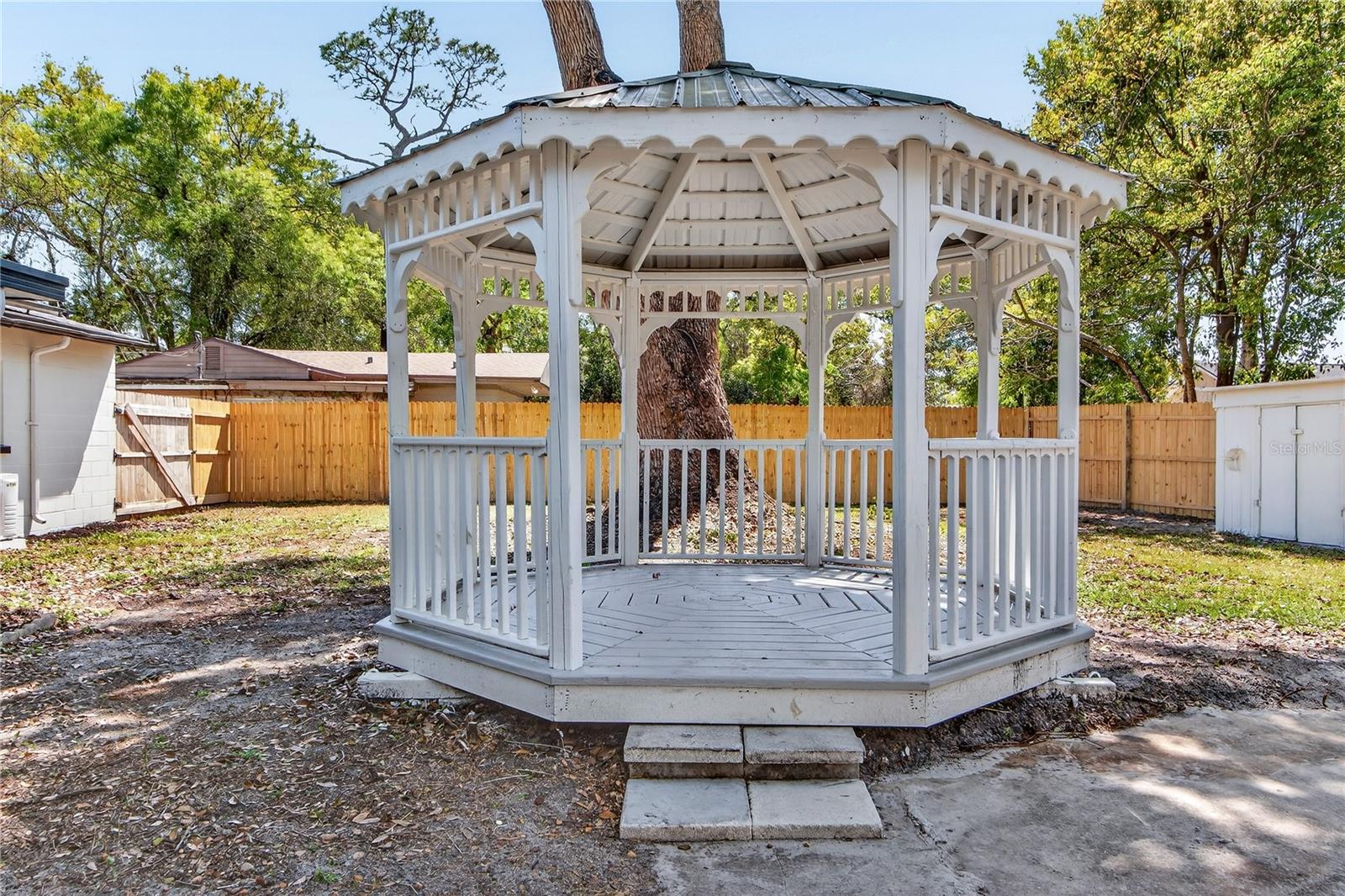 WOODRUFFS SUB FRANK L - Residential