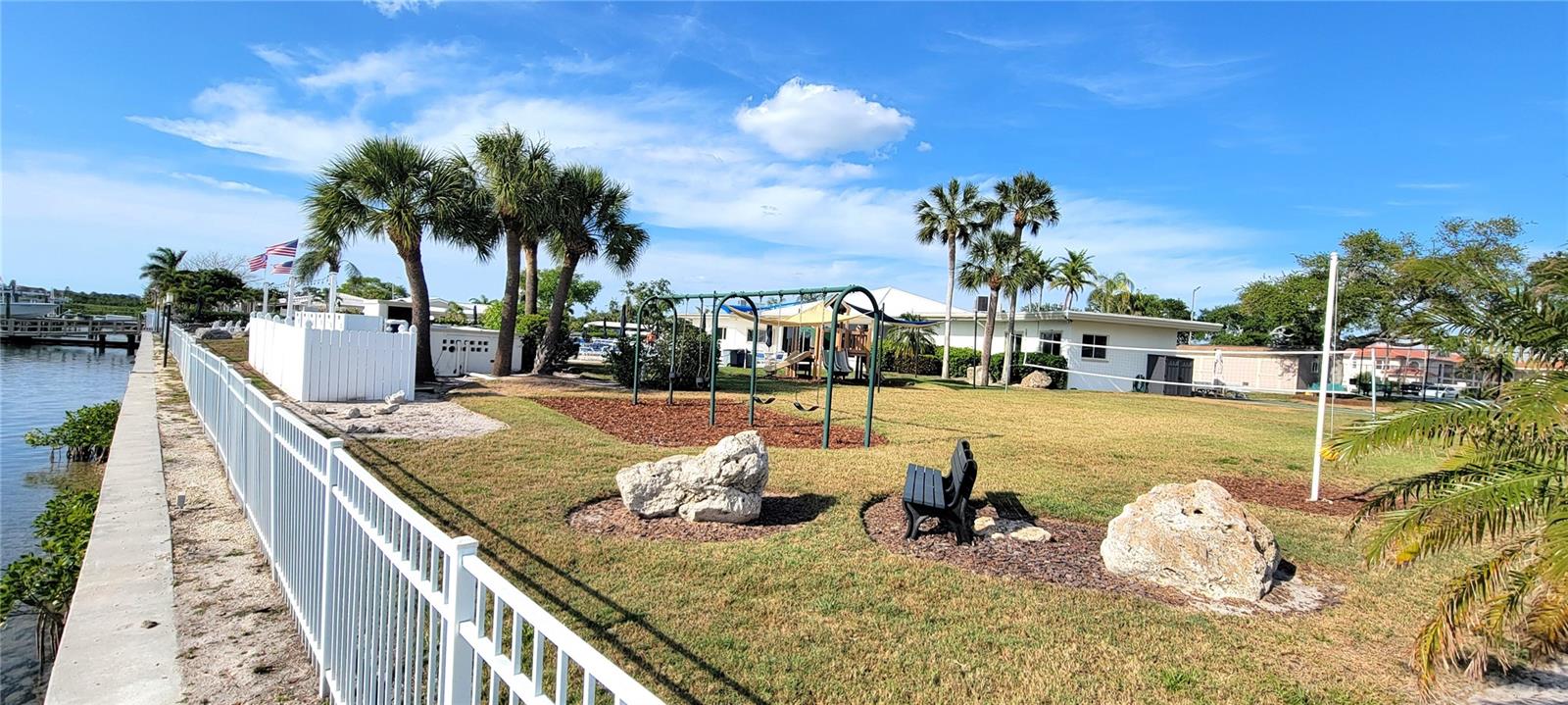 IMPERIAL POINT CONDO - Residential