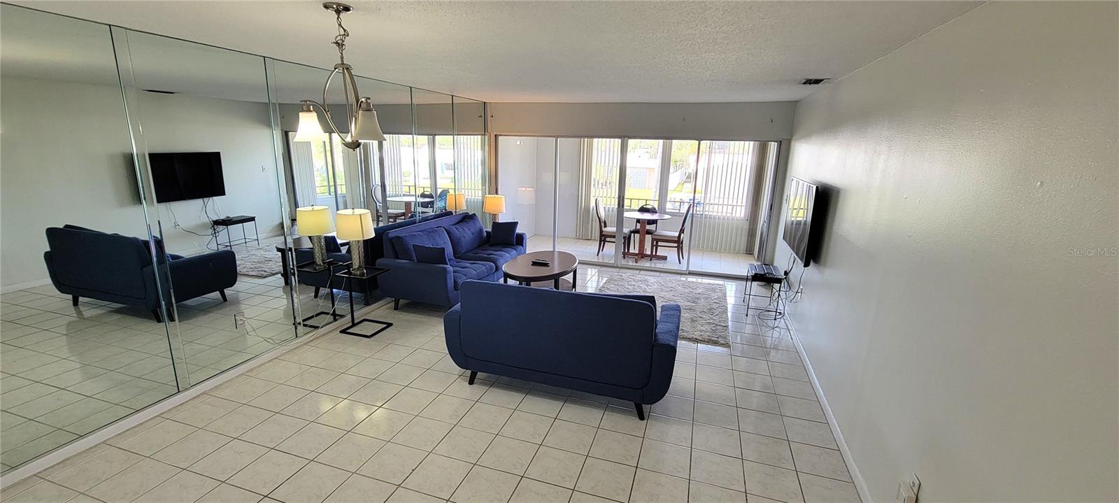 IMPERIAL POINT CONDO - Residential