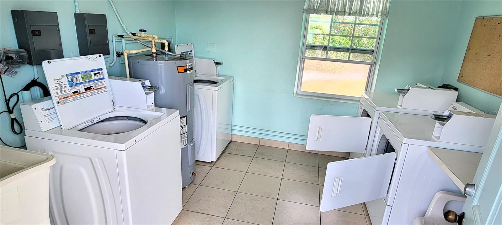 IMPERIAL POINT CONDO - Residential