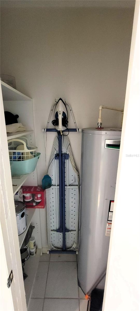 IMPERIAL POINT CONDO - Residential