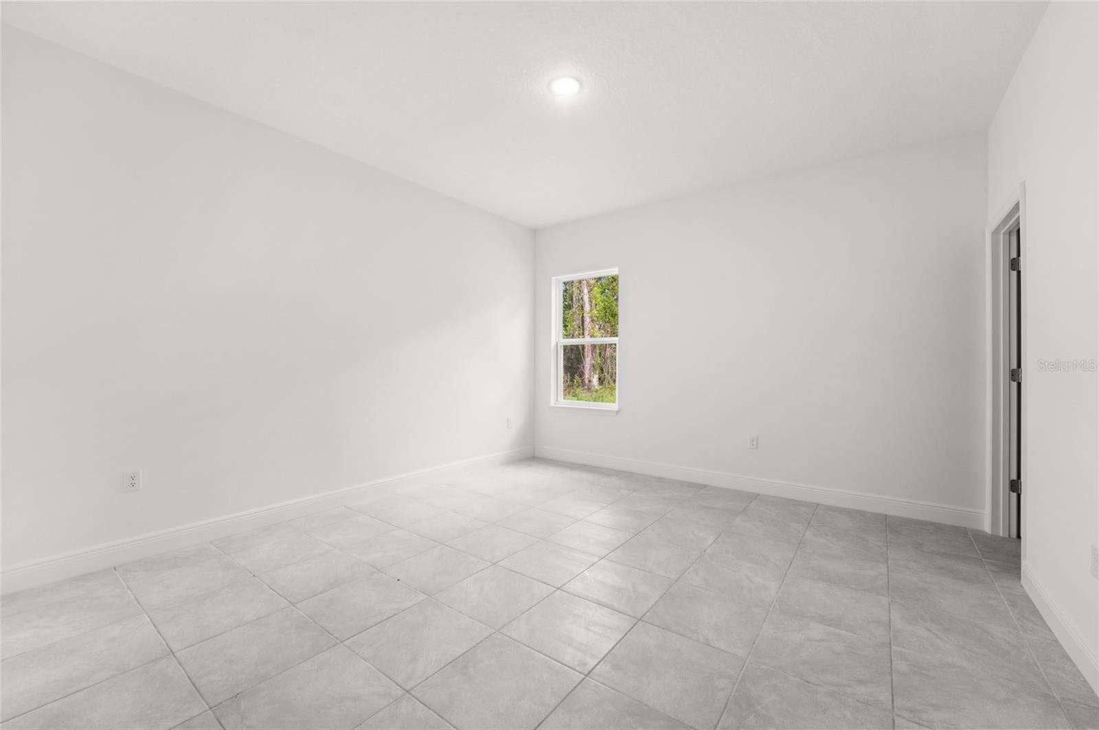 3179 W BARBERTON PLACE