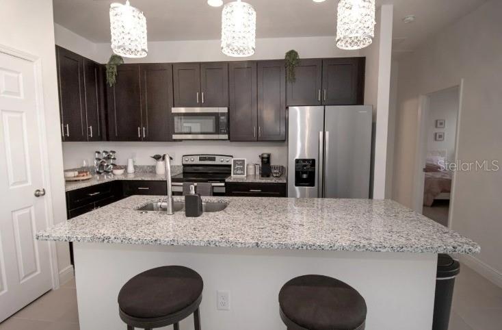 3179 W BARBERTON PLACE