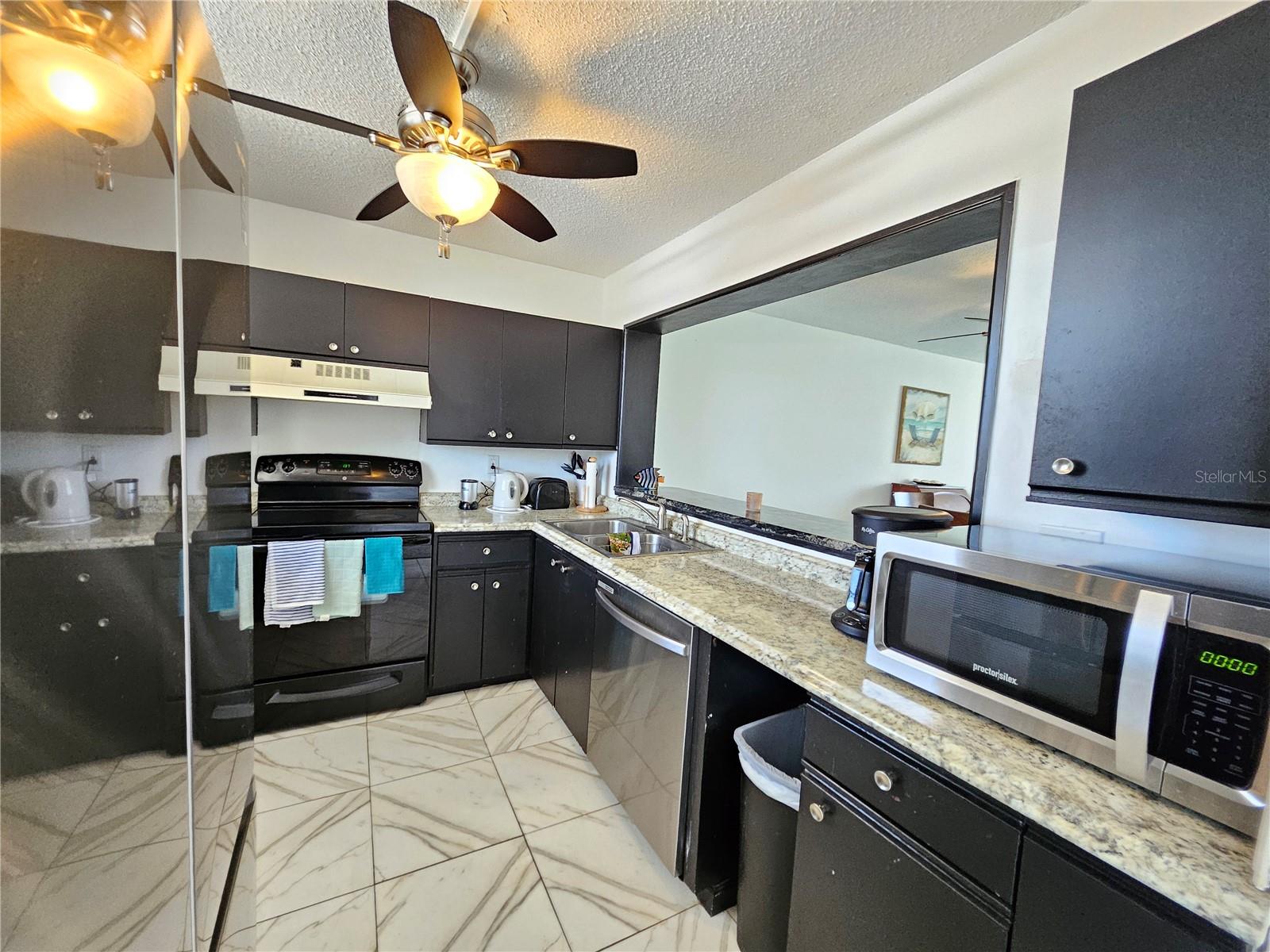 BAY ISLAND GROUP 2 - Residential Lease