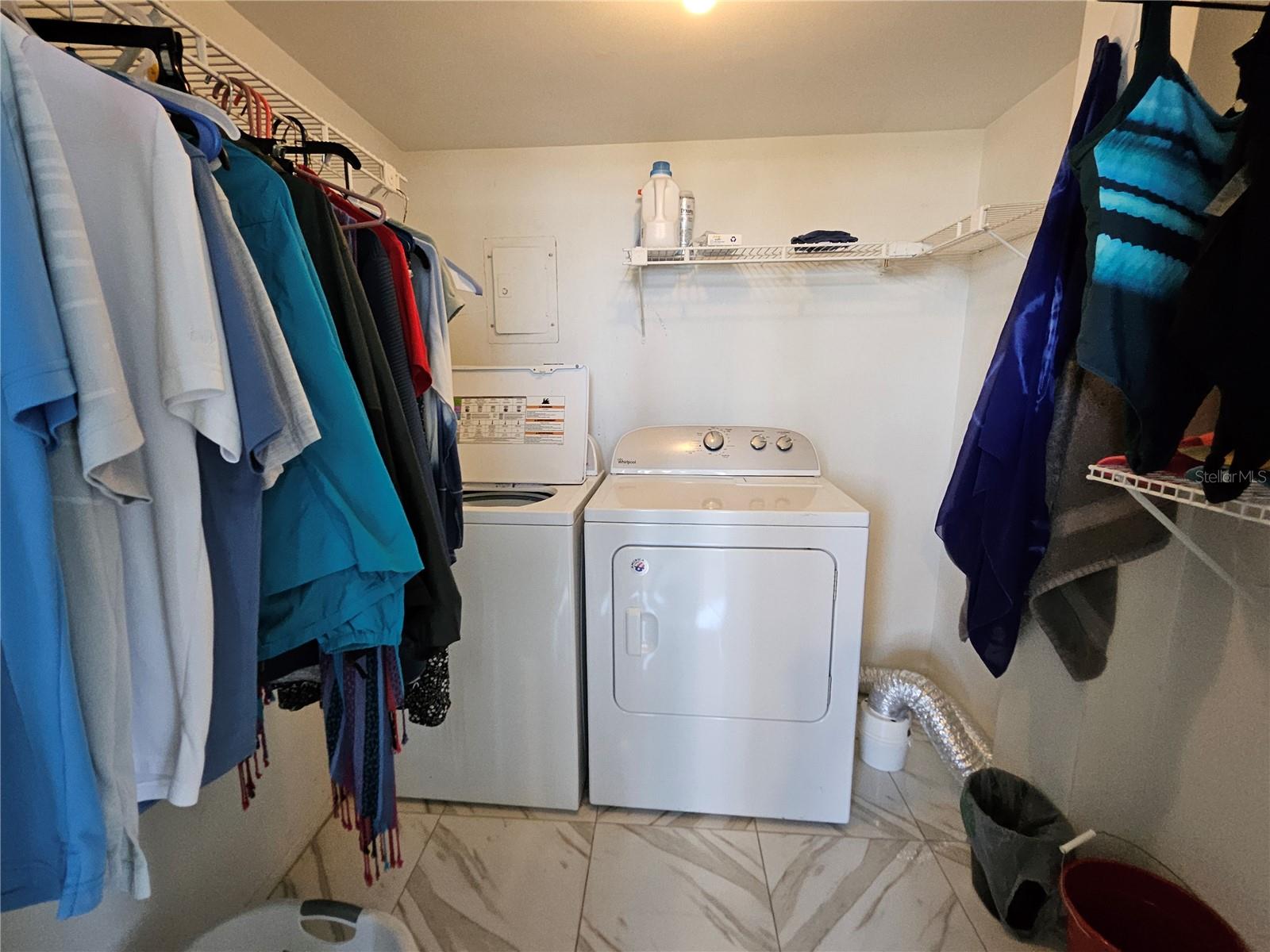 BAY ISLAND GROUP 2 - Residential Lease