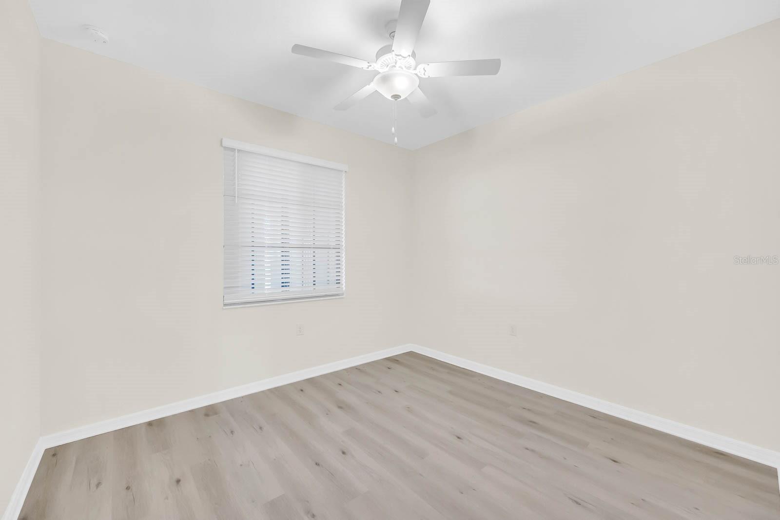 LAKEWOOD NATIONAL - Residential