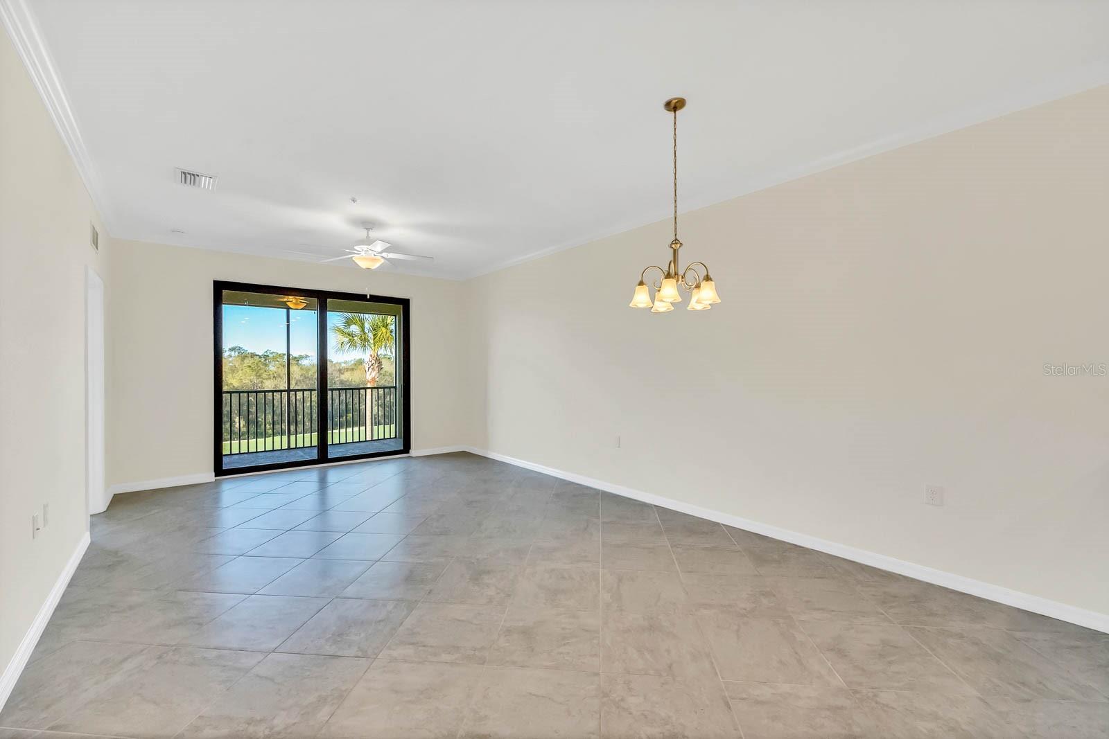 LAKEWOOD NATIONAL - Residential