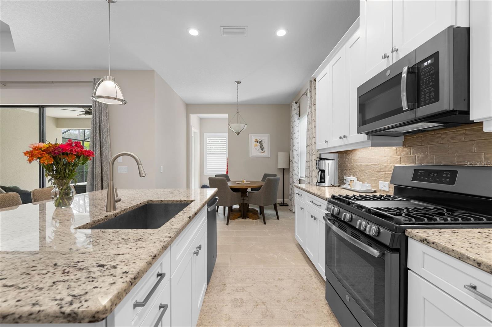 GRAND PALM PH 3B - Residential