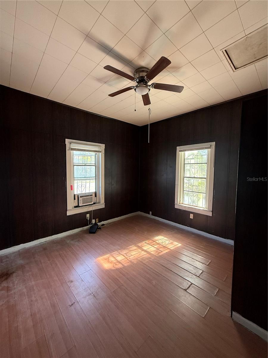 BUFFALO PARK - Residential