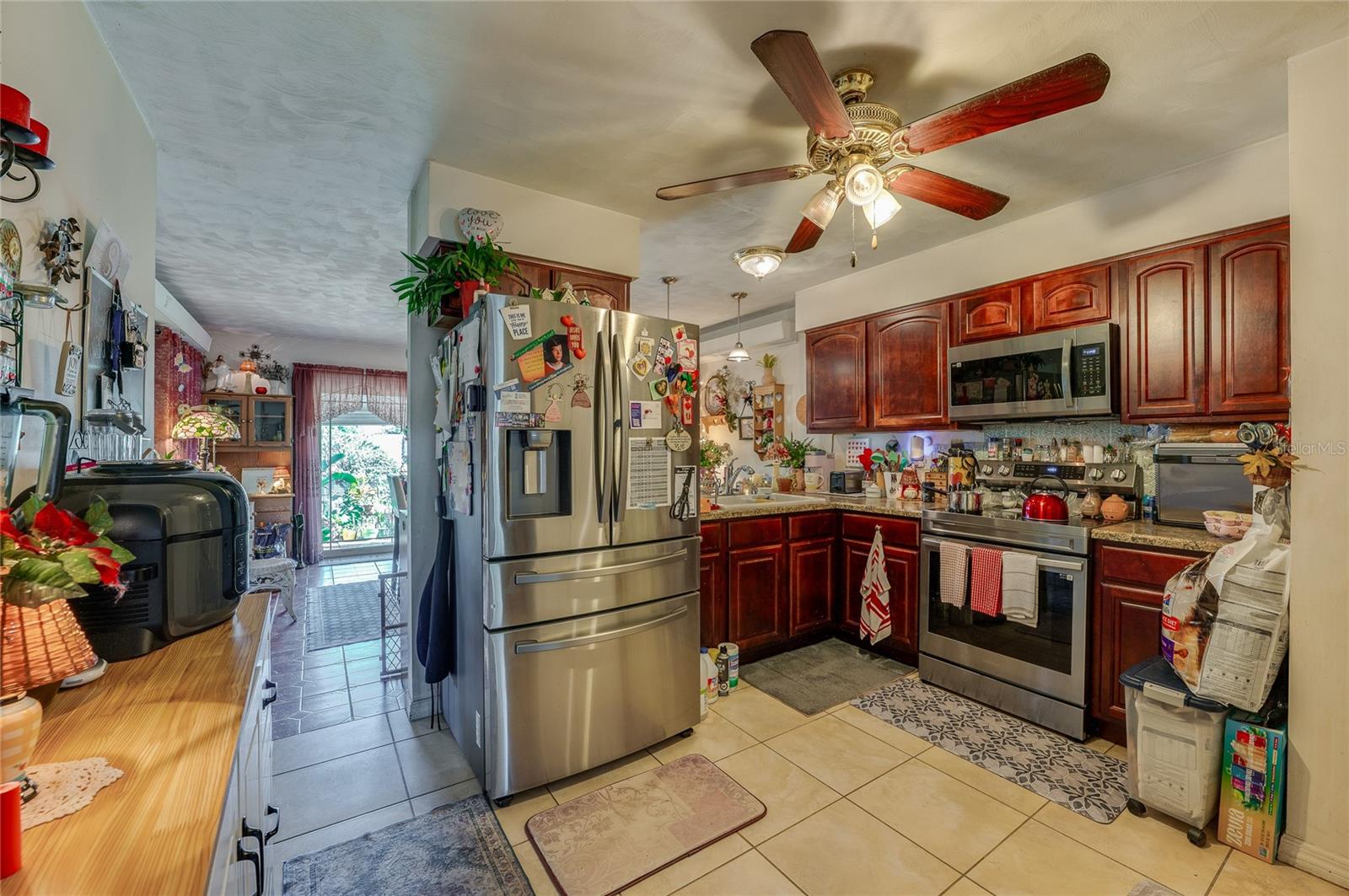 BEVERLY HILLS UN 14 - Residential