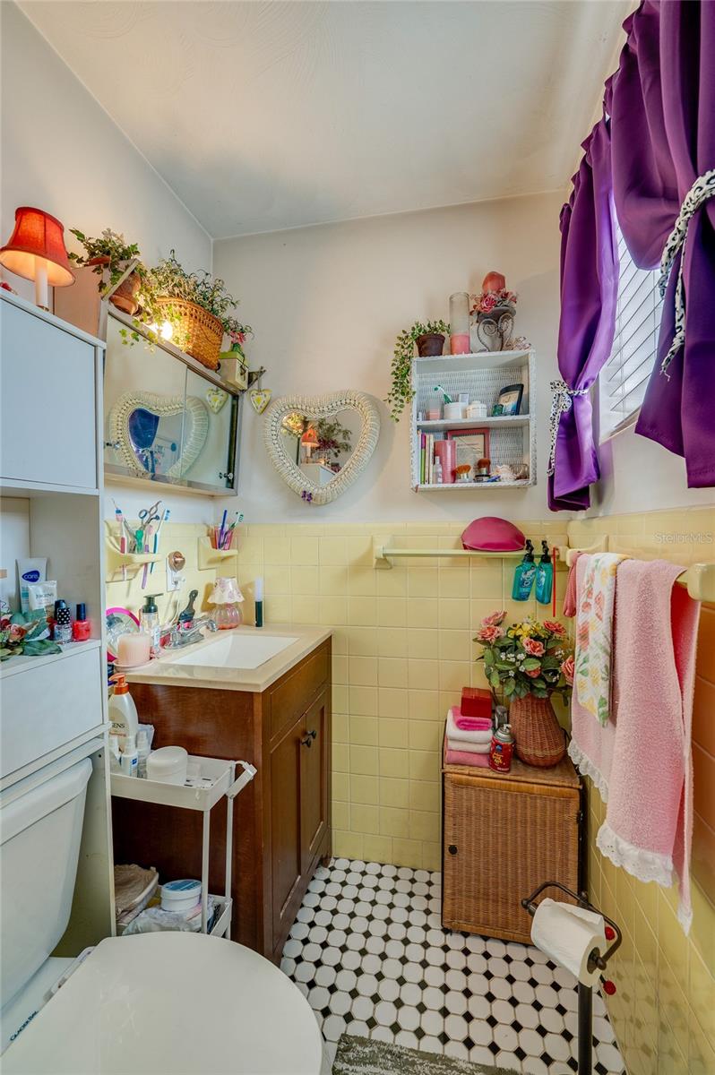 BEVERLY HILLS UN 14 - Residential