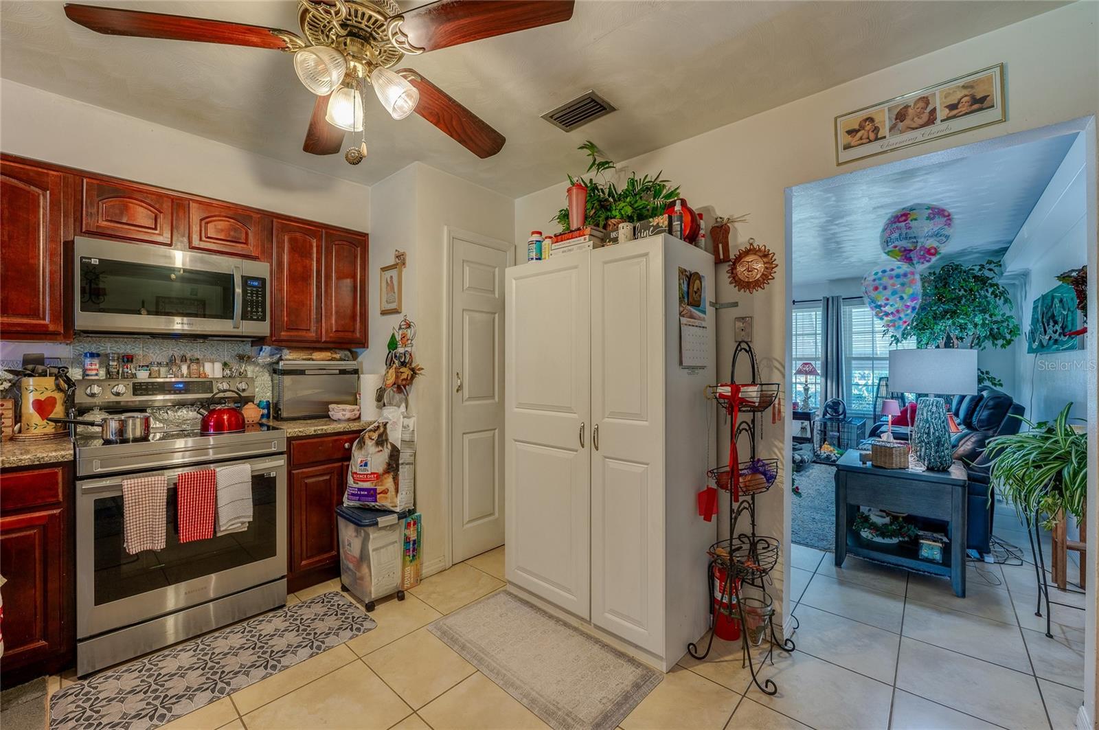 BEVERLY HILLS UN 14 - Residential