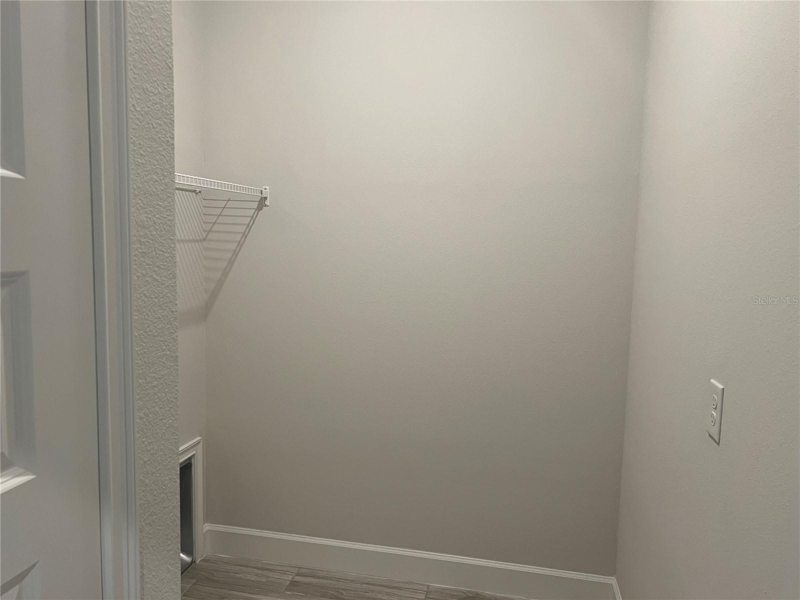 ABBEY GLEN - Residential