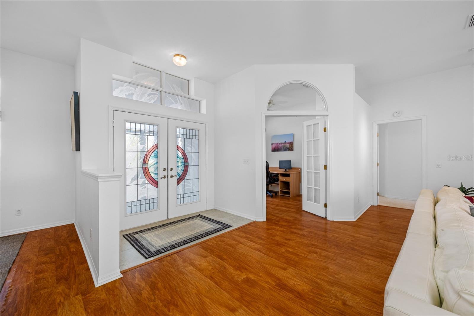 2011 CAPTIVA COURT