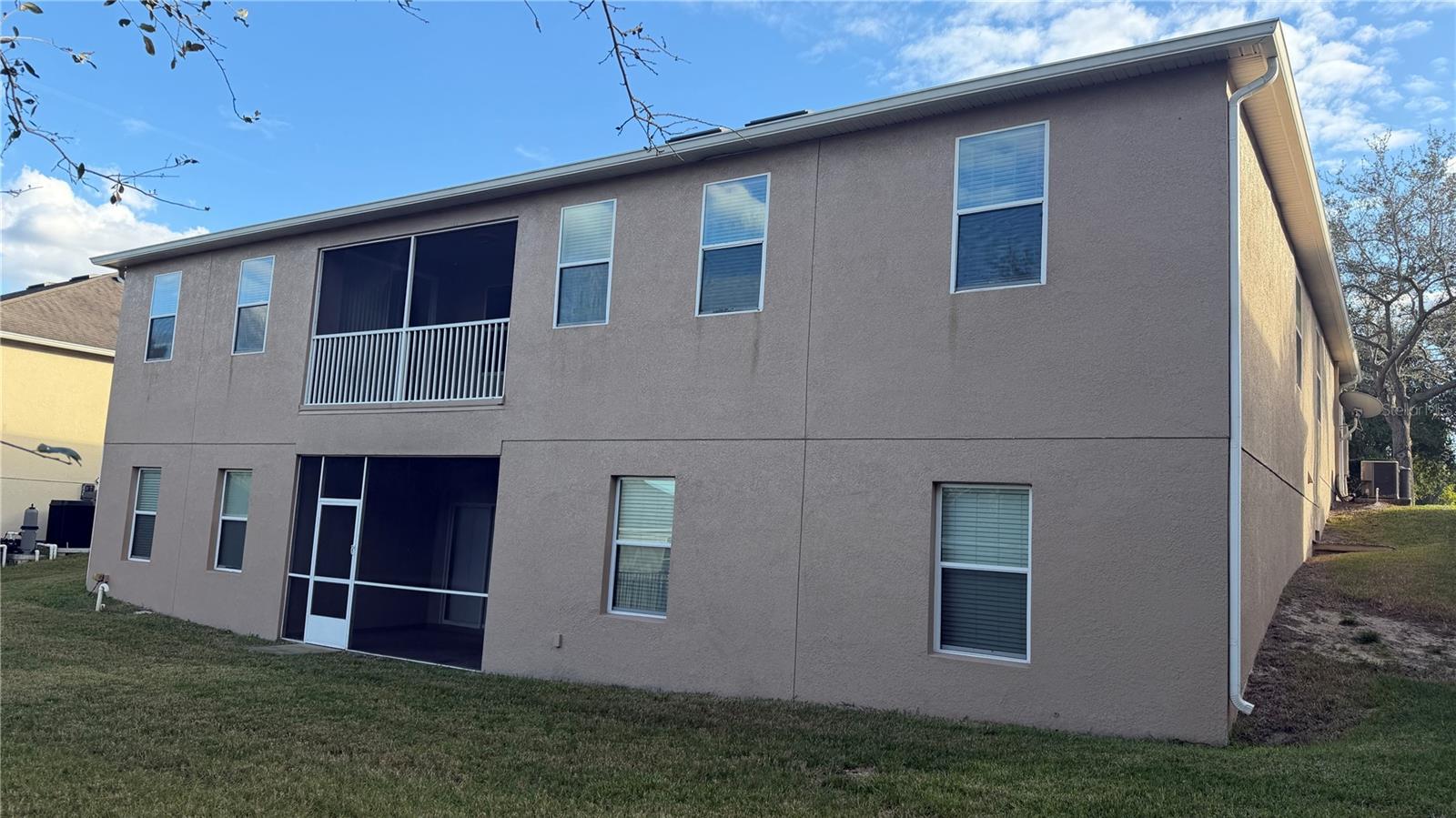 CLERMONT NOTTINGHAM AT LEGENDS - Residential Lease