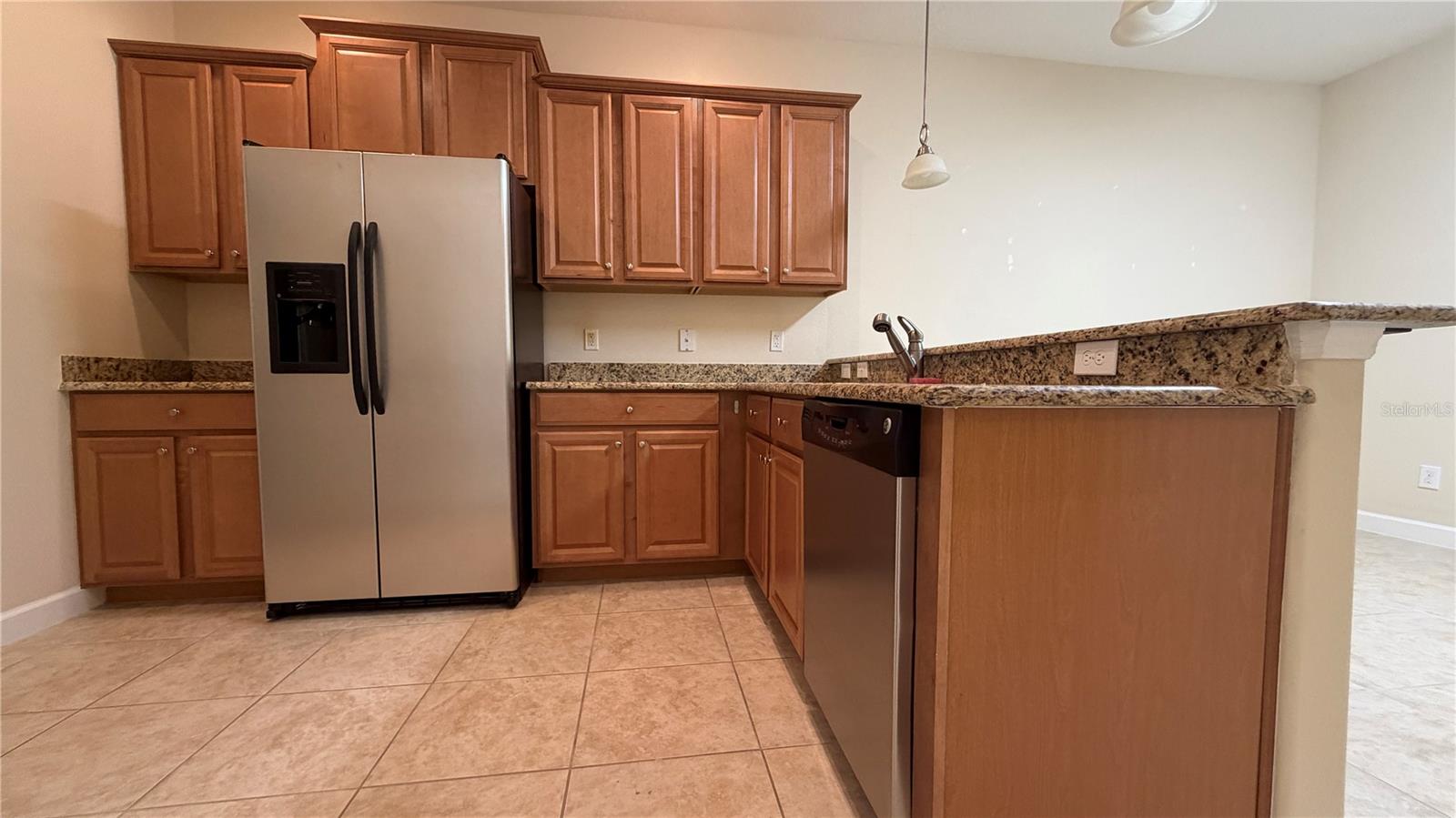 CLERMONT NOTTINGHAM AT LEGENDS - Residential Lease