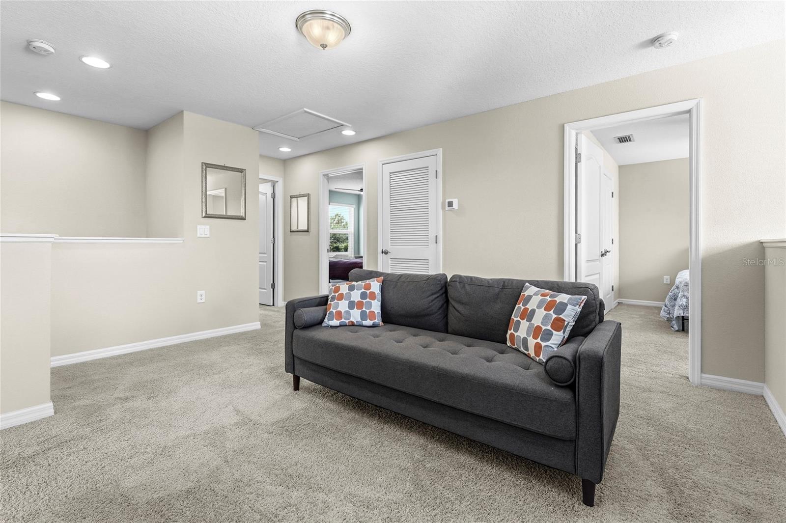 LUNA BAY - Residential