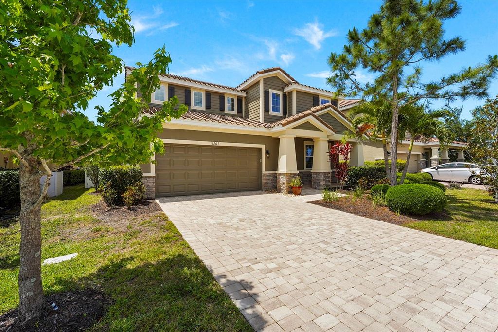 Photo of 5309 Charlie Brown Lane, Sarasota, FL 34233 (MLS # A4691590)