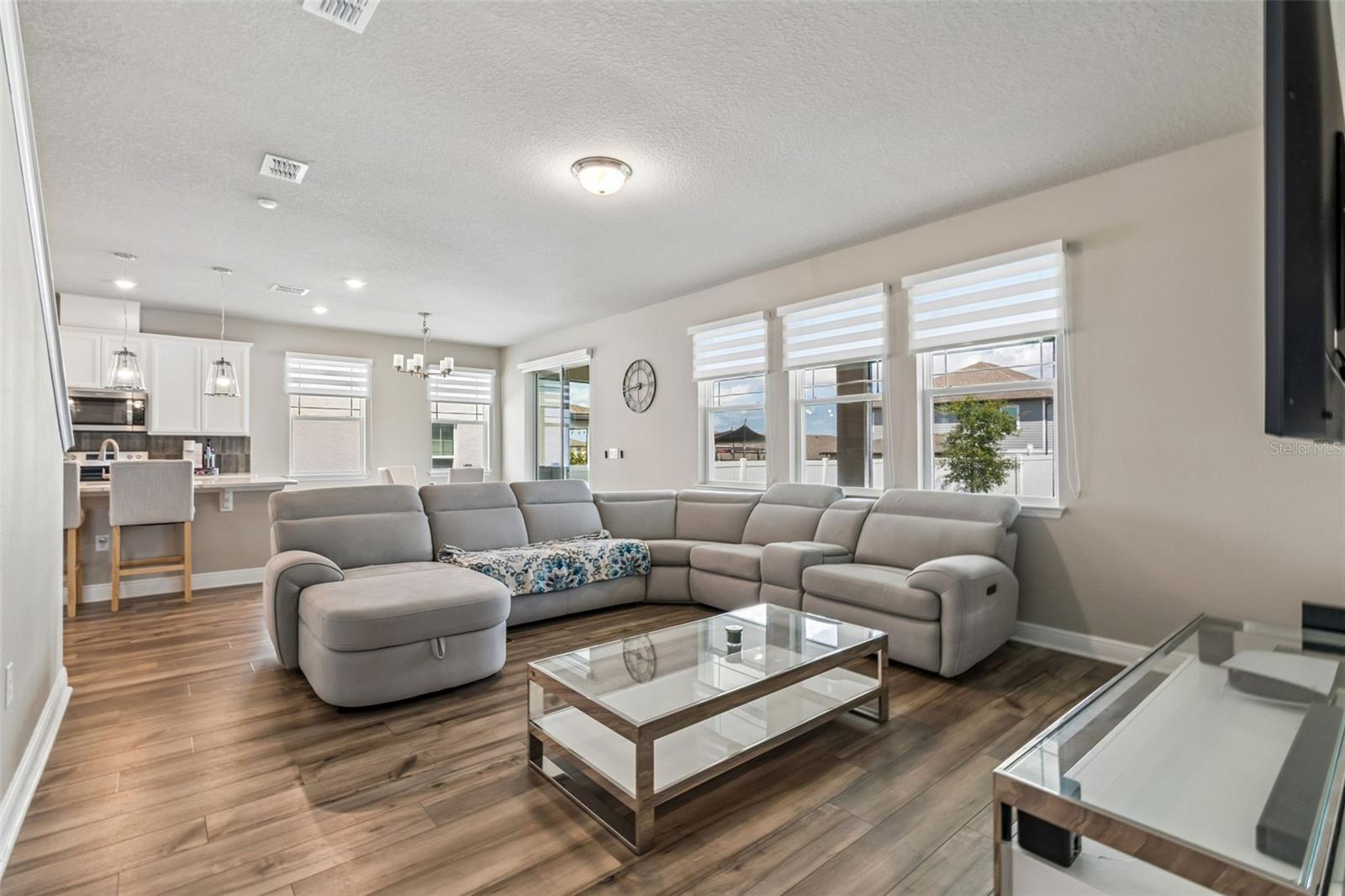 VILLAGES/MINNEOLA HILLS PH 1A - Residential