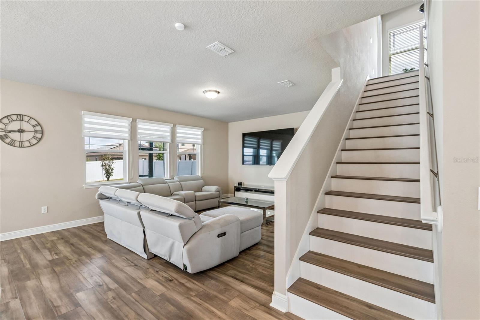 VILLAGES/MINNEOLA HILLS PH 1A - Residential