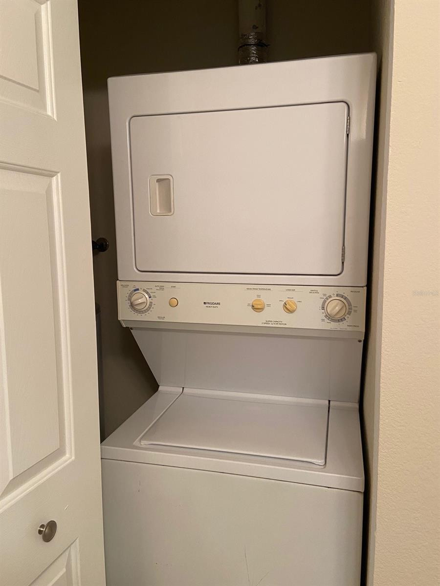 Jy Detwilers 1st Add - Residential Lease